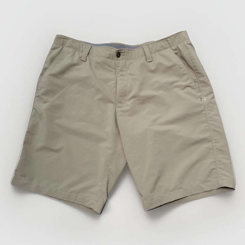 Under‎ Armour  HeatGear Loose Fit Match Play Golf Shorts Tan Beige Mens 40